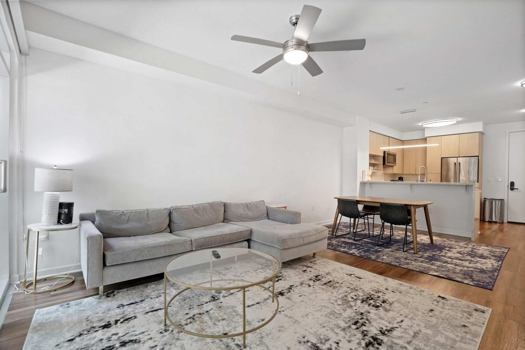 Architectural 2bd In Miracle Mile Perfect For Families Apartamento *